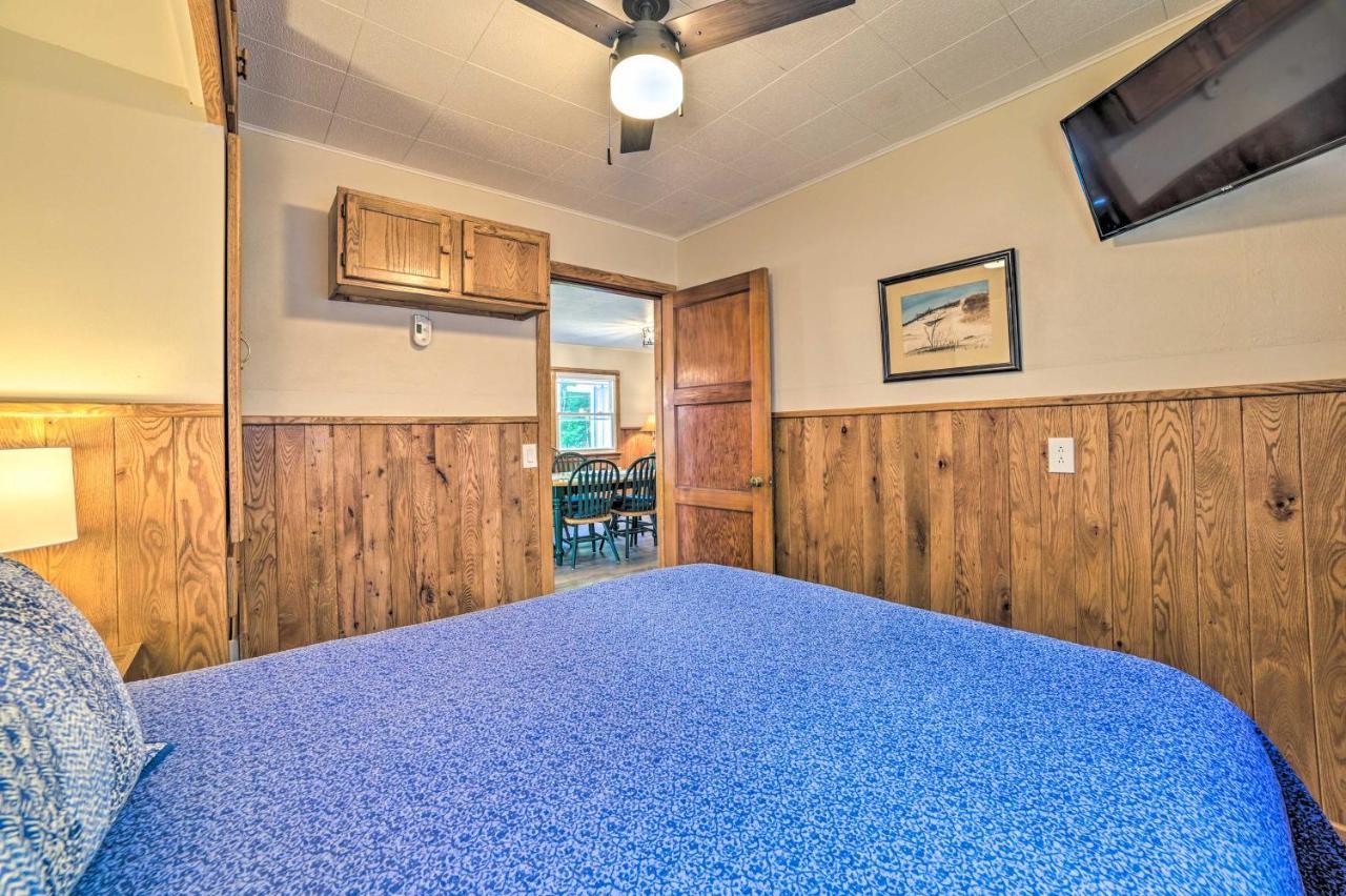 East Tawas Lakefront Getaway With Kayaks And Deck Buitenkant foto